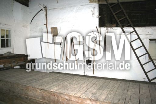 Landwirtschaftl-Geräte-2.jpg